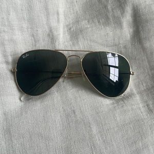 Women’s Gold Aviator Ray-Bans